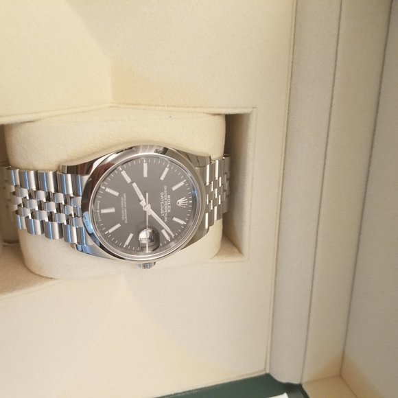 Rolex Datejust  126200 - Picture 2 of 4